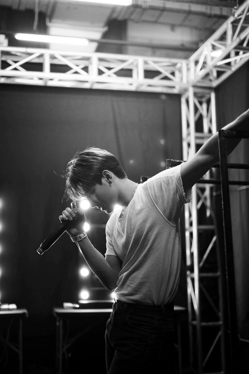 shishi140325's tweet photo. "From the dawn to the rosy clouds, love never ends"

#MileApoxKPWTManila
#MilePhakphum #Nnattawin  
@milephakphum @Nnattawin1 https://t.co/Yr0v6TfZiD