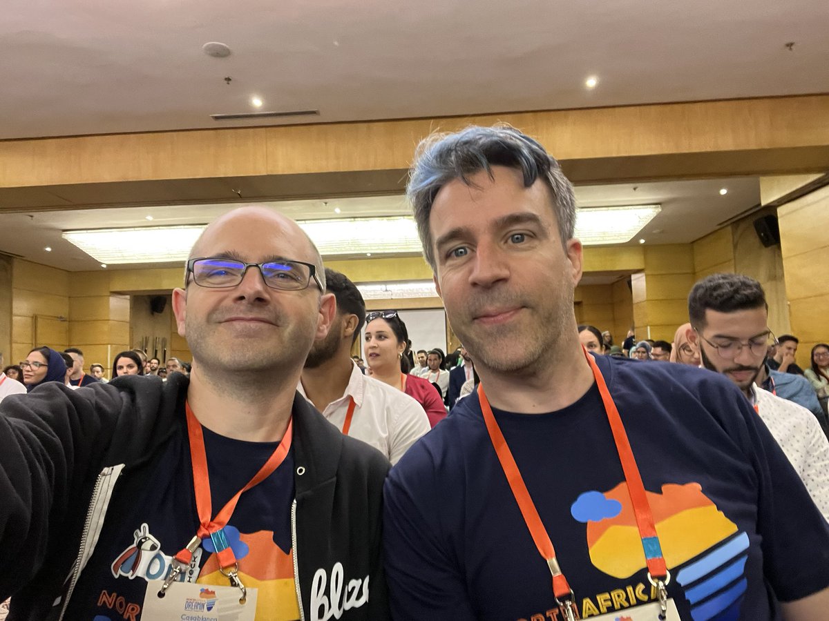 Unbelievable! Who do you see here at #NAD22?… Well, this is the @Salesforce Tooling API squad! Don’t miss our session this afternoon from 14:40 to 15:10 (local time) at the TOUR HASSAN room northafricadreamin.com/sessions/tooli… @NAfricaDreamin