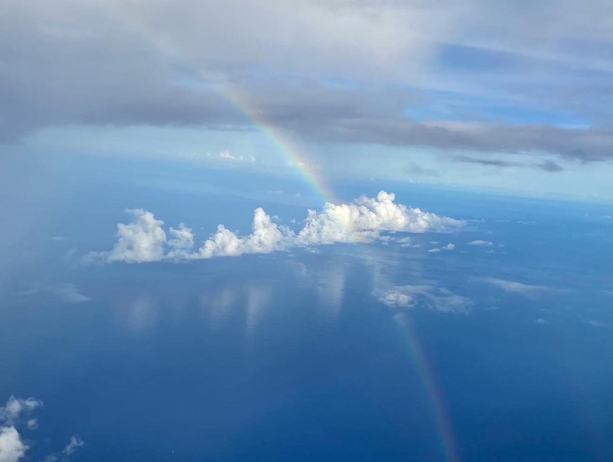 helliott4's tweet photo. Flying in the Mariana Islands is some of the most beautiful on planet earth.  @starmarianasair  is one of the world’s most unique Part 135 airlines. Their @piper_aircraft_inc Chieftains are an #avgeek dream! Two different rainbows on two flights! #blessed #tribemarianas https://t.co/J1k52eTUx6