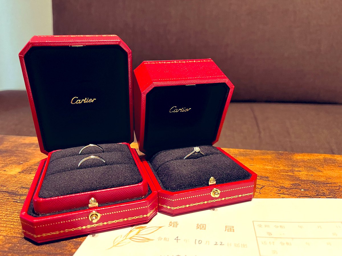 hiy_07's tweet photo. 10.22入籍しました☺︎♥️♥️ https://t.co/4HMnpX0hpY