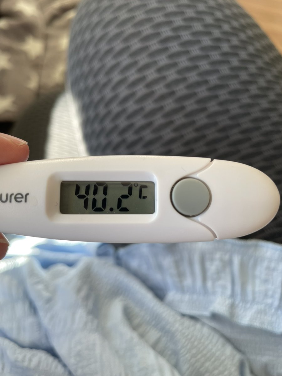 Annatra_'s tweet image. Covid really out here trying to kill me