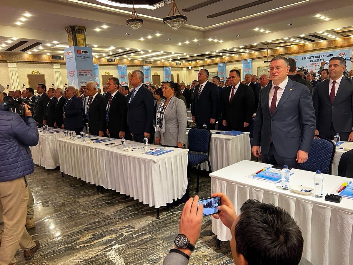 Lütfü Savaş