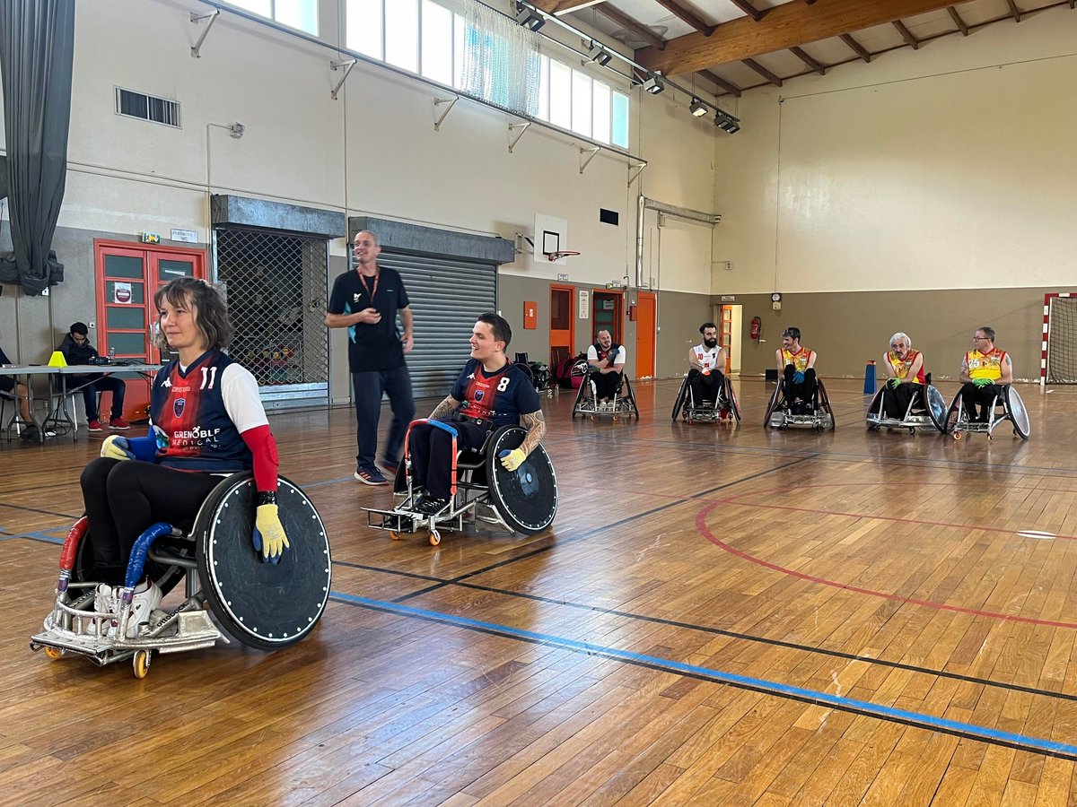 RFCTPM's tweet photo. Merci au @FCGrugby #Handisport pour l’organisation du stage de #rugbyfauteuil avec Olivier Cusin @VilledeGrenoble. Le #partage et la #transmission c'est aussi ça les valeurs du #rugby ! Bon stage à tous !
#stage #quadrugby #toulon #lille #grenoble #adaptative #weplayrugby https://t.co/sl6kX2p6eT