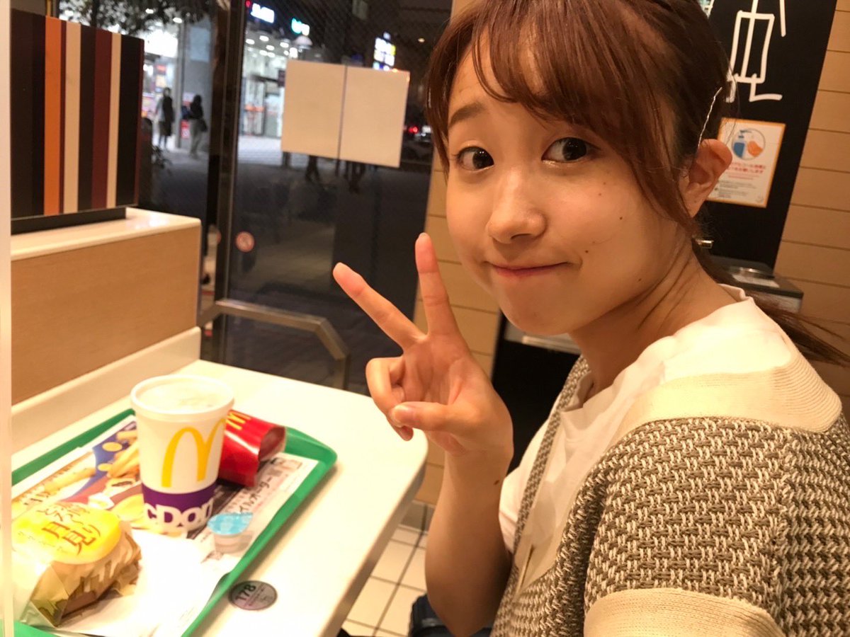murata_del's tweet photo. メンバー紹介①
【てみたそ】

村田坂46の女神✨

上品で艶のある歌声が持ち味のつよつよリード&amp;コーラス。普段はイケイケ🌶🥀系の曲のイメージが強い分、アイドルソングは新鮮かも(？)
練習中は圧倒的リード力で引っ張ってくれる一方、休憩中は天然発言で場を盛り上げるお茶目な一面も✨

(りんりん) https://t.co/2rIq4nygPY