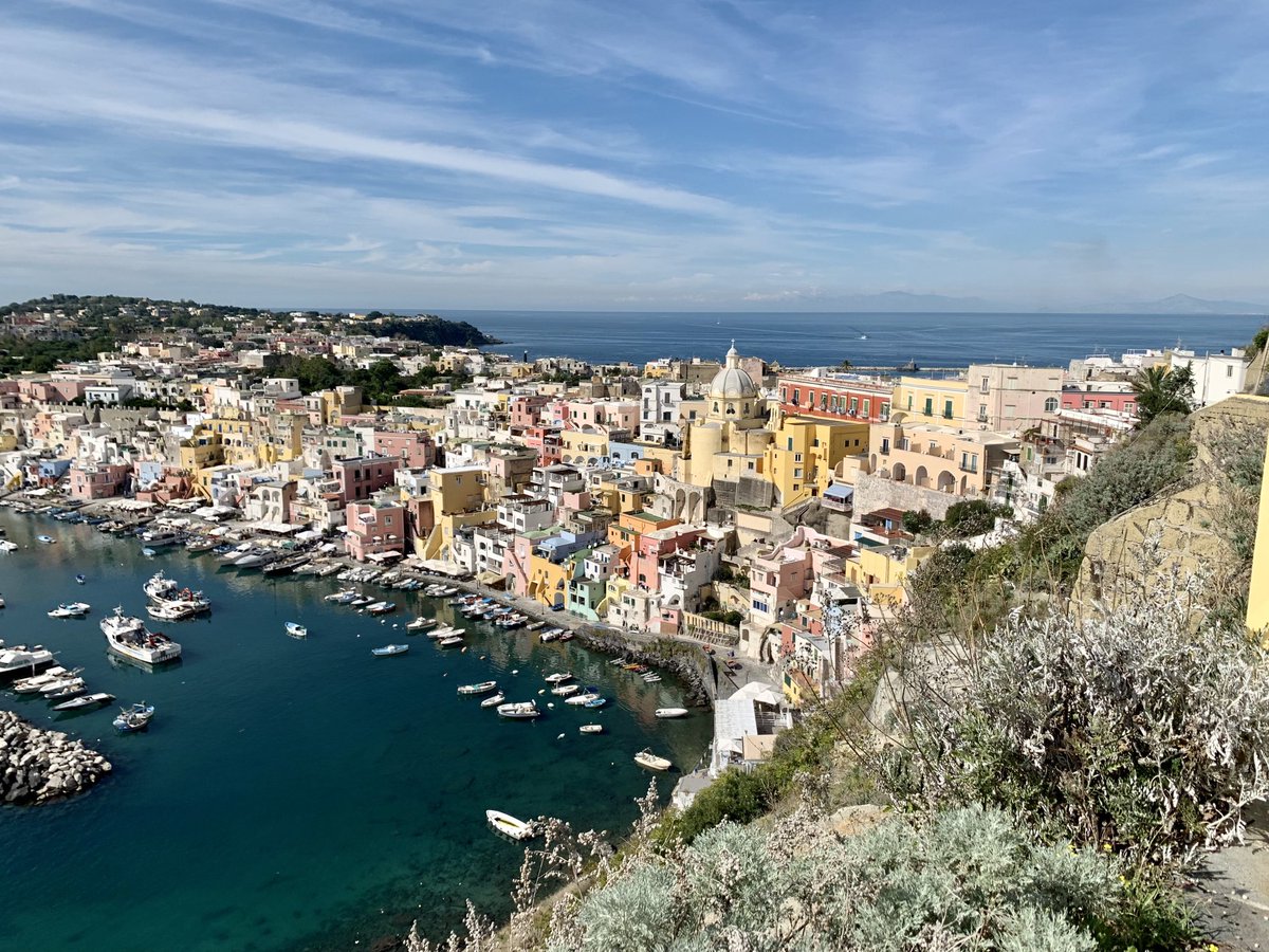 Mutty33's tweet photo. #Procida https://t.co/z0Hu6HSd9T