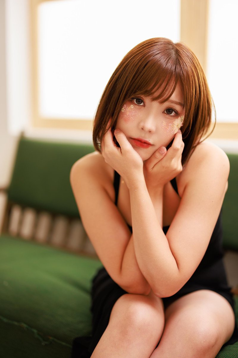 oojirou65's tweet photo. 初音ちゃん @hachaaan0511
#my_eos_photo #canon #EOSR5 #rf50mmf12
#godox #godoxusergroup #godoxlighting
#godoxflash #GodoxUser_Japan
#godoxad300
#SHEIN https://t.co/nKaXyqvRBz