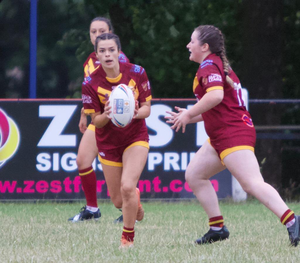 Super proud of Pippa being awarded Best Back last night - well done!! 👏🏉🤩 <a href="/wms_pe/">Whitcliffe Mount PE</a> <a href="/CleckheatonRUFC/">Cleckheaton RUFC</a> Thanks to her Player Sponsor - Trueturn Ltd 👏👏