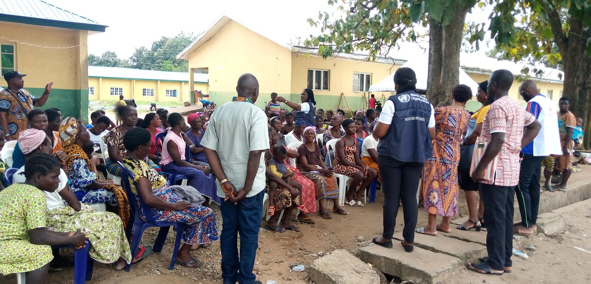 delta_no1's tweet photo. Flooding:
WHO SC sensitizes women on VPDs, NCDs, good hygiene practices, good conduct, the forthcoming Integrated Measles Campaign &amp; the ongoing COVID-19 SCALES 3.0 Mass Vaccination in Technical College IDP Camp, Kwale.
@WHONigeria
@executive_ssz
@WMulombo
@CWarigon
@Faith_Ireye https://t.co/Km43R0UEkk