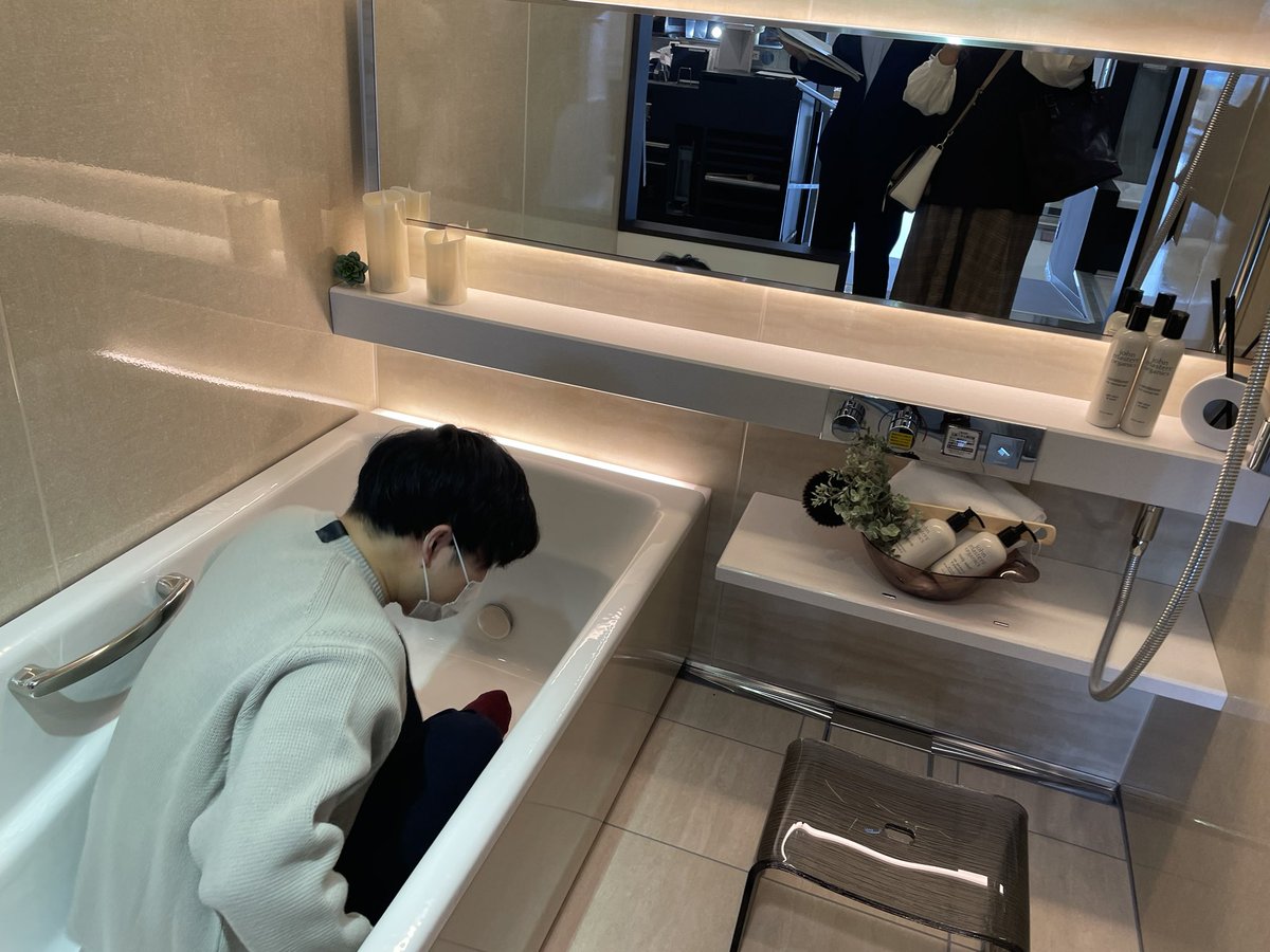 john_l_s's tweet photo. 指輪受け取って
風呂見に行ってな1日 https://t.co/Lmx8qmatBx