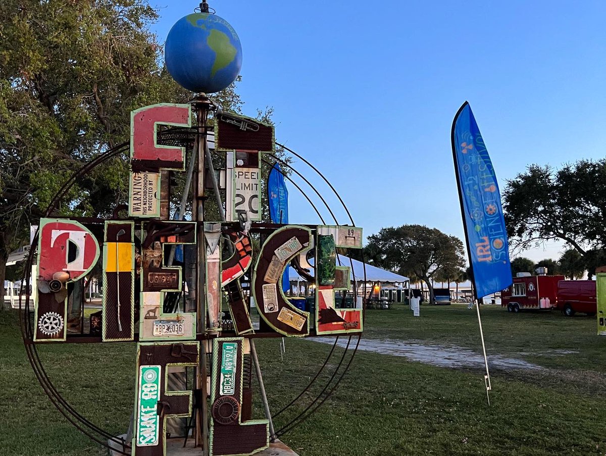 IRLScienceFest's tweet image. It’s a great day for the IRL Science Festival!!