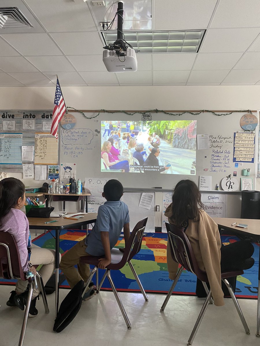 ajjklingsmith's tweet photo. We are so excited about Zoo Con and recognizing our friends! We love learning about animals and scientists from ZooCon! @HLELeaderInMe @CollierScience https://t.co/ooXJnz8K1T