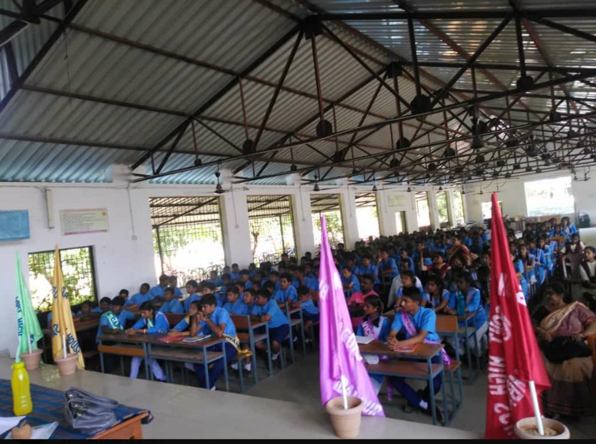 BudharajaS's tweet photo. Inter House competition in Budharaja High School, Sambalpur. https://t.co/a15v7yIIhq