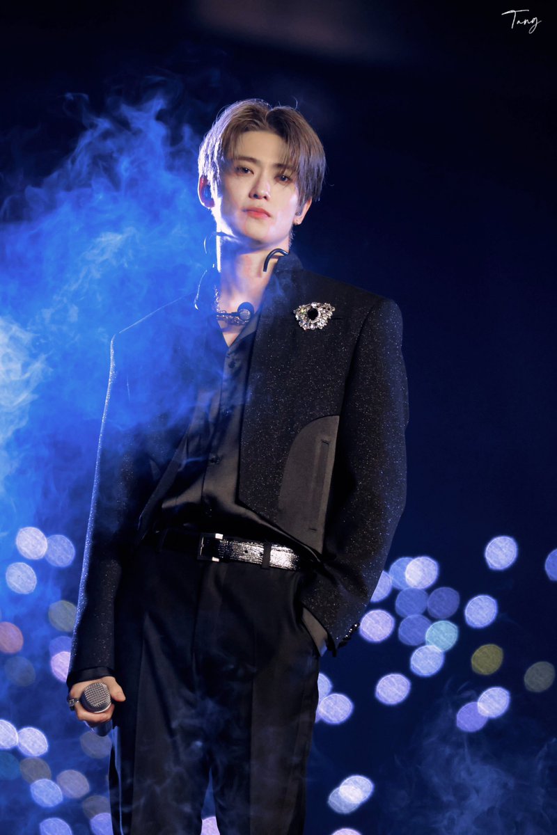 hourly jaehyun tweet media