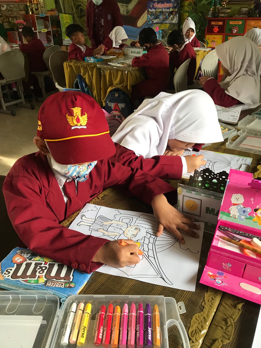 NadyaLyra's tweet photo. dalam belajar kamu akan mengajar, dan dalam mengajar kamu akan belajar https://t.co/dLdGDEJo7s
