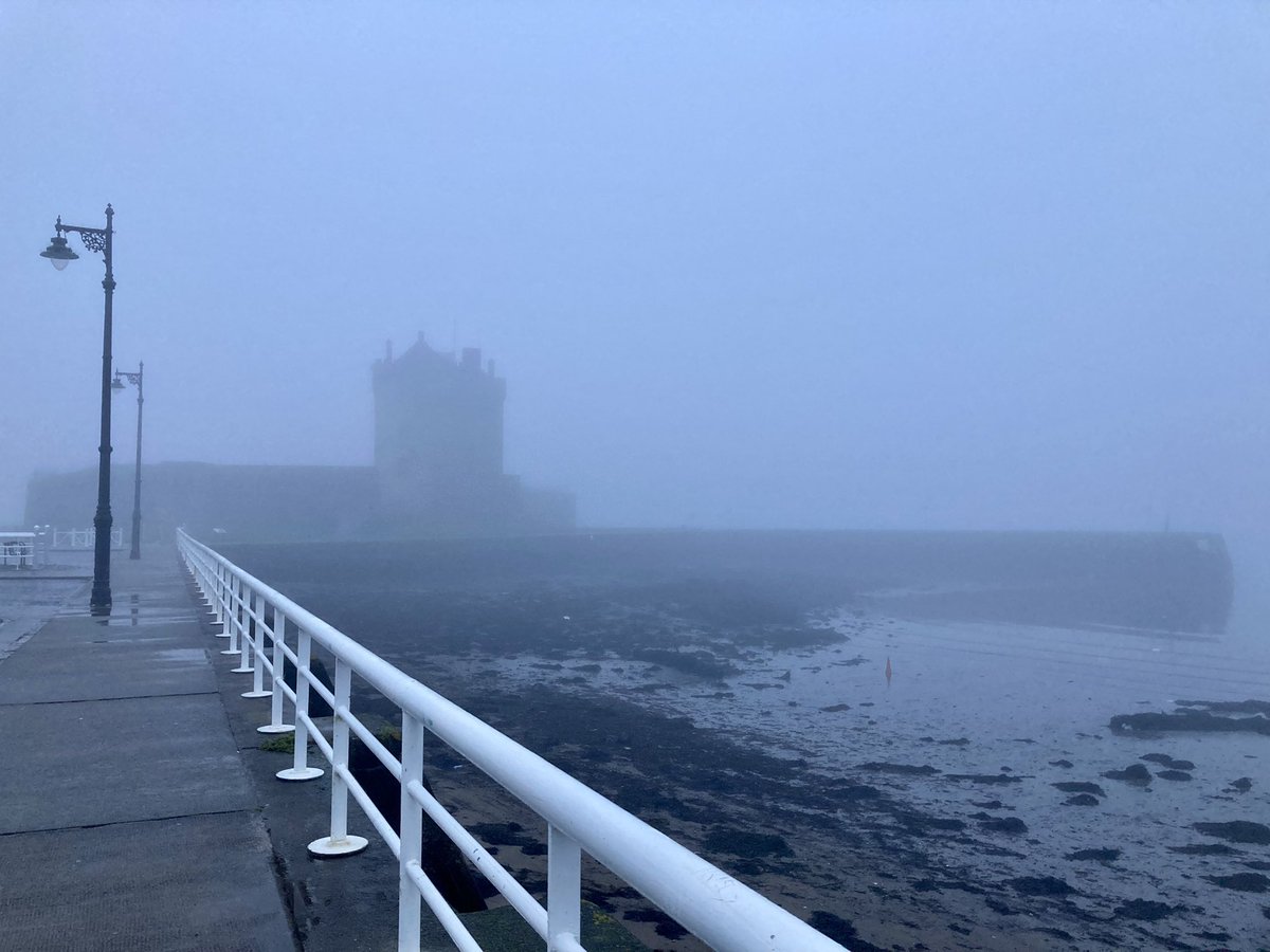 HunterJbarrie's tweet photo. En route to the first Community Company rehearsal for @HorsecrossPerth panto, and it’s a right pea-souper! #BroughtyCastle #PerthPanto #haar https://t.co/ujiCZ6pBXv