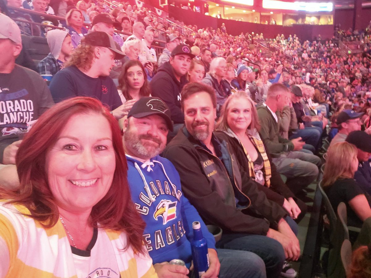 Sevy__'s tweet photo. #flyeaglesfly #coloradoeagles https://t.co/AzpuBw93Ll