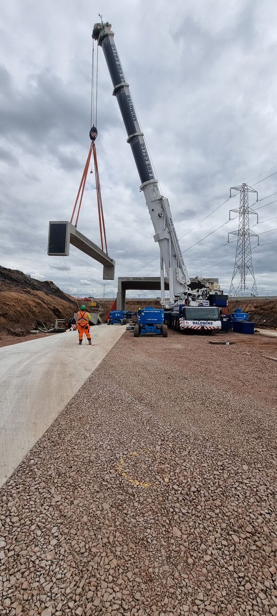 HeavyLiftHQ's tweet photo. Project Scotland. Liebherr LTM1500 https://t.co/7I1e6Yc9K9