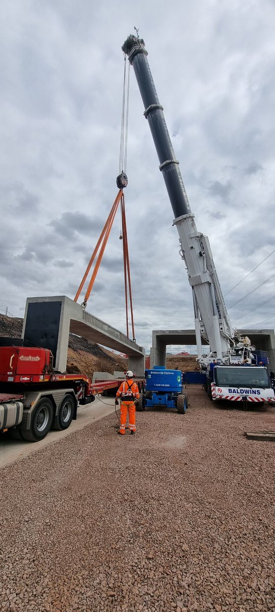 HeavyLiftHQ's tweet photo. Project Scotland. Liebherr LTM1500 https://t.co/7I1e6Yc9K9