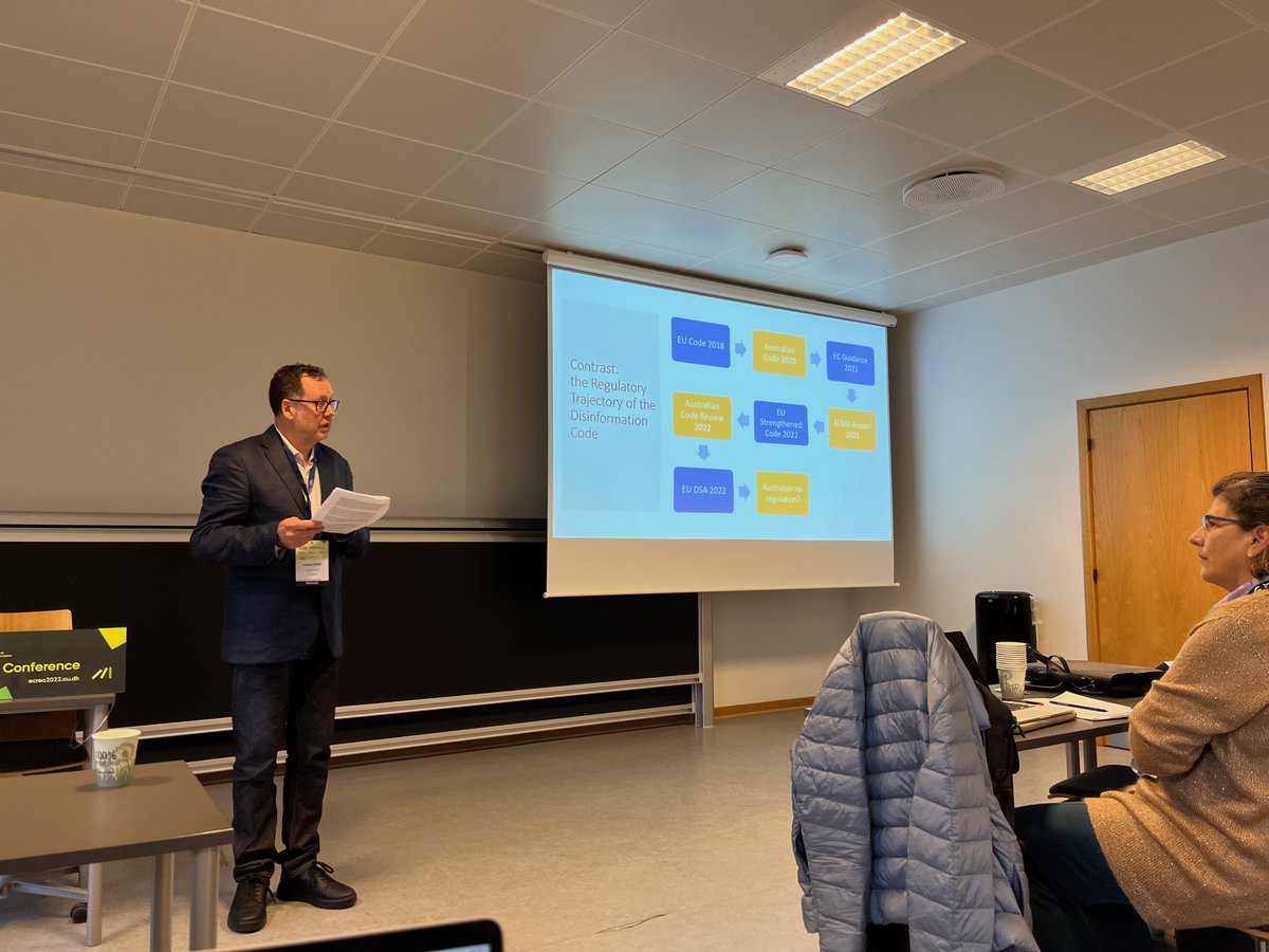 The parralel paths of platform disinformation regulation in EU &amp; Australia traced and critically examiend by <a href="/timothy_dwyer/">Tim Dwyer</a> at #ECREA2022. Paper coming soon in European Journal of Communications and a book on media pluralism by <a href="/IntellectBooks/">IntellectBooks</a>