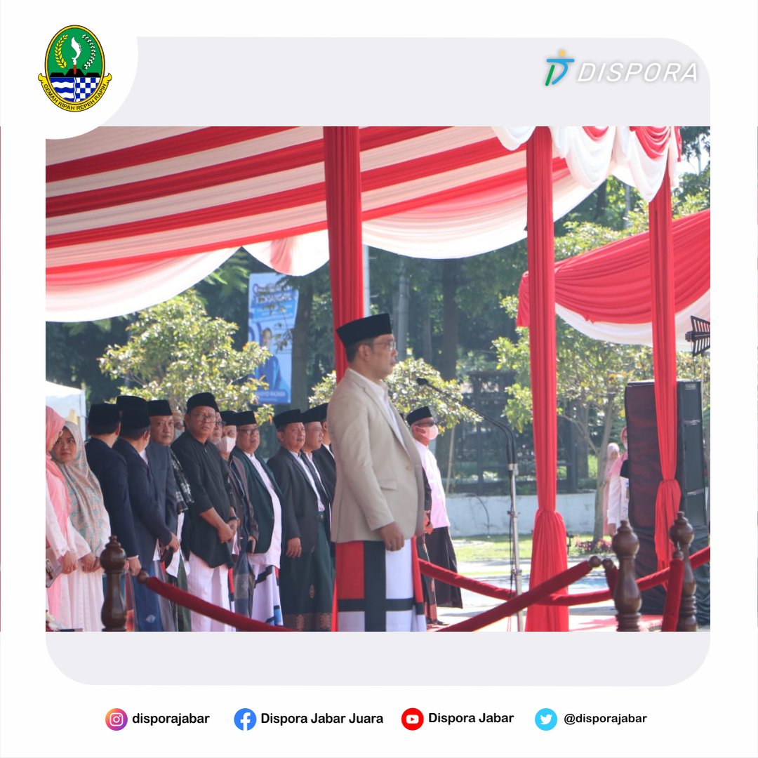 disporajabar's tweet photo. Halo #baladpora
Walaupun weekend, agenda Kadispora Jabar terus berjalan. Kegiatan diawali dengan kegiatan Upacara Peringatan Hari Santri tingkat Jabar di Gasibu,
@ridwankamil @PaUuRuzhanul @SWangsaatmaja https://t.co/jzQrCfv25c