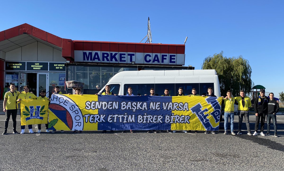 UFBTrakya's tweet photo. 1907 ÜNİFEB Trakya Üniversitesi örgütlenmesi olarak Fenerbahçe - Başakşehir karşılaşması için İstanbul yolundayız.
#FenerbahceninYolunda https://t.co/0RsNvMd7PI