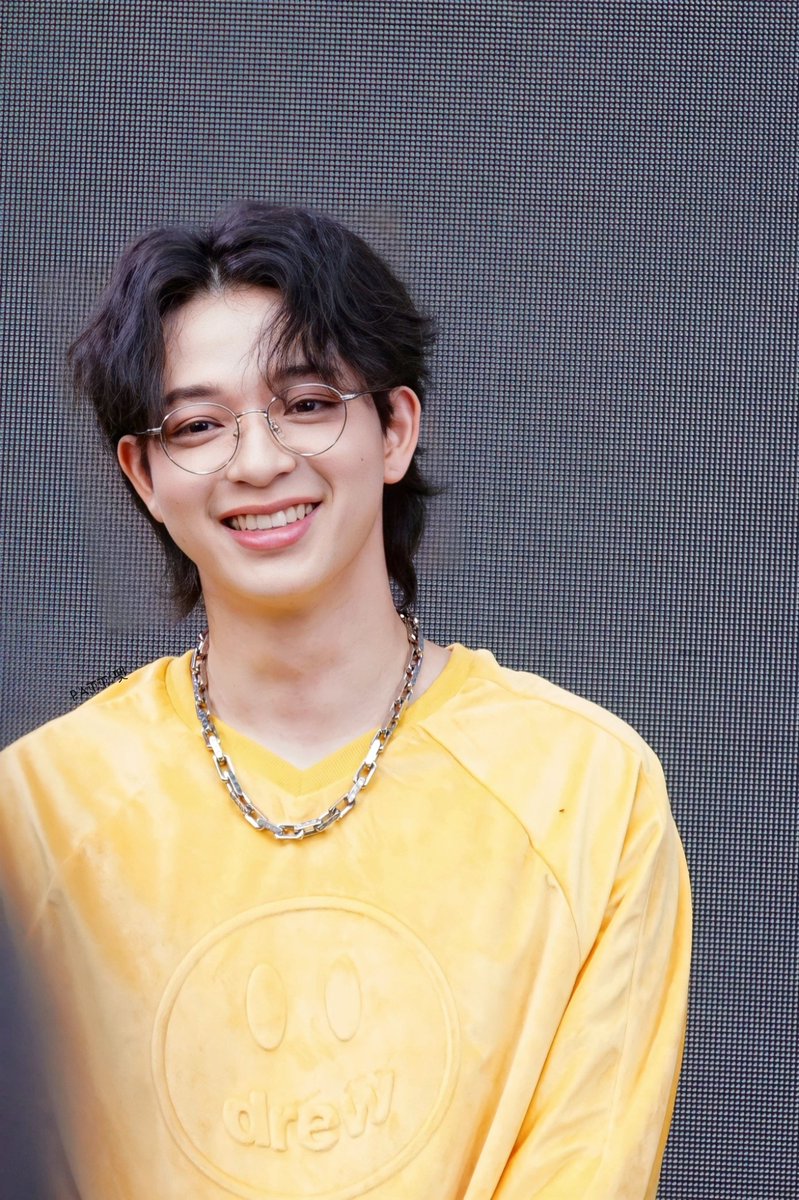 pattiepatc's tweet photo. มาหาแล้วววว ลูกชายแมะหล่อมากก #OWNDAYSXBKC 
#OWNDAYSThailand7thAnniversary
#ODTH7thAnniversary
#บาสเด็กอ้วนที่แท้จริง @basjtr https://t.co/tFTvv8t82P