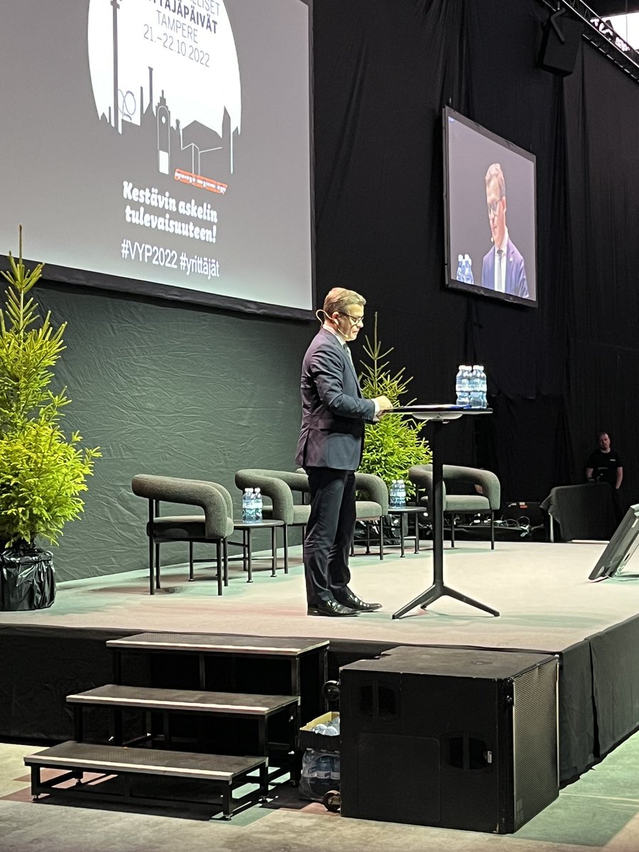 Osaamista, innovaatiota, rohkeutta, investointeja ja otolliset olosuhteet. Siinä kasvun edellytykset. <a href="/PetteriOrpo/">Petteri Orpo</a> #VYP2022