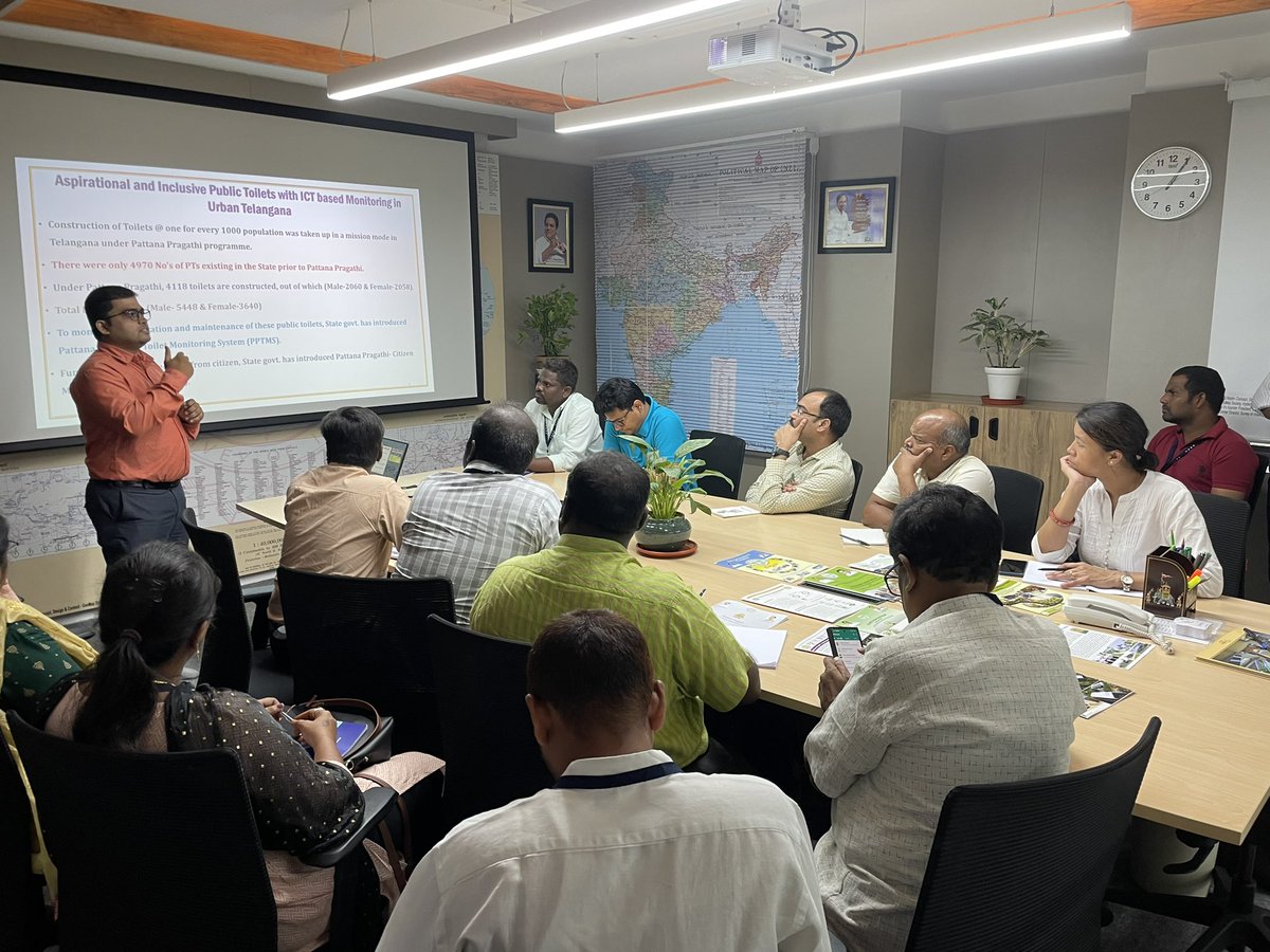 JyothsnD's tweet image. Participants from @Urban_ASCI-@ADBInstitute online certificate course on CWIS attended exposure visit to sanitation best practices in Telangana. #theorytoaction #sanitationtourism @Urban_ASCI @Chary_VSC @keseetharam @rrshrestha7 @MC_GWMC @NFSSMalliance @cdmatelangana @BMGFIndia