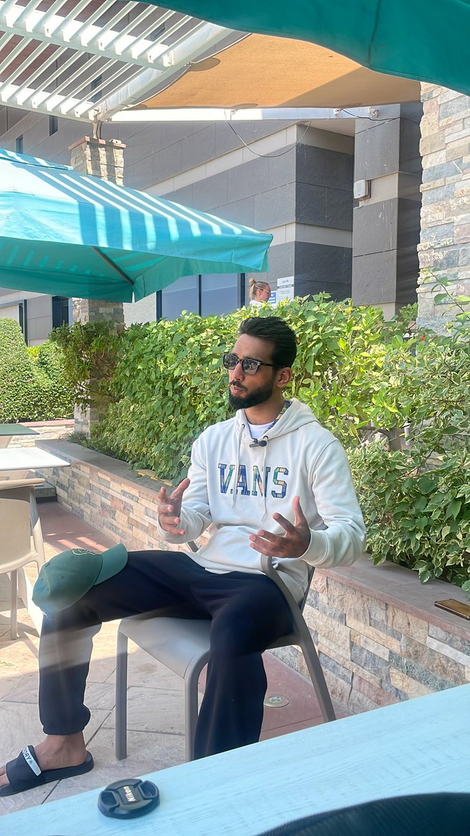 grownpatota's tweet photo. See who we got to meet !!
We are working on something for the Indian fans! Stay tuned to @MMAIndiaShow
@PriyankMangal
#raodtoufc #ufcasia #MMA #MMATwitter https://t.co/KvityMGSDV