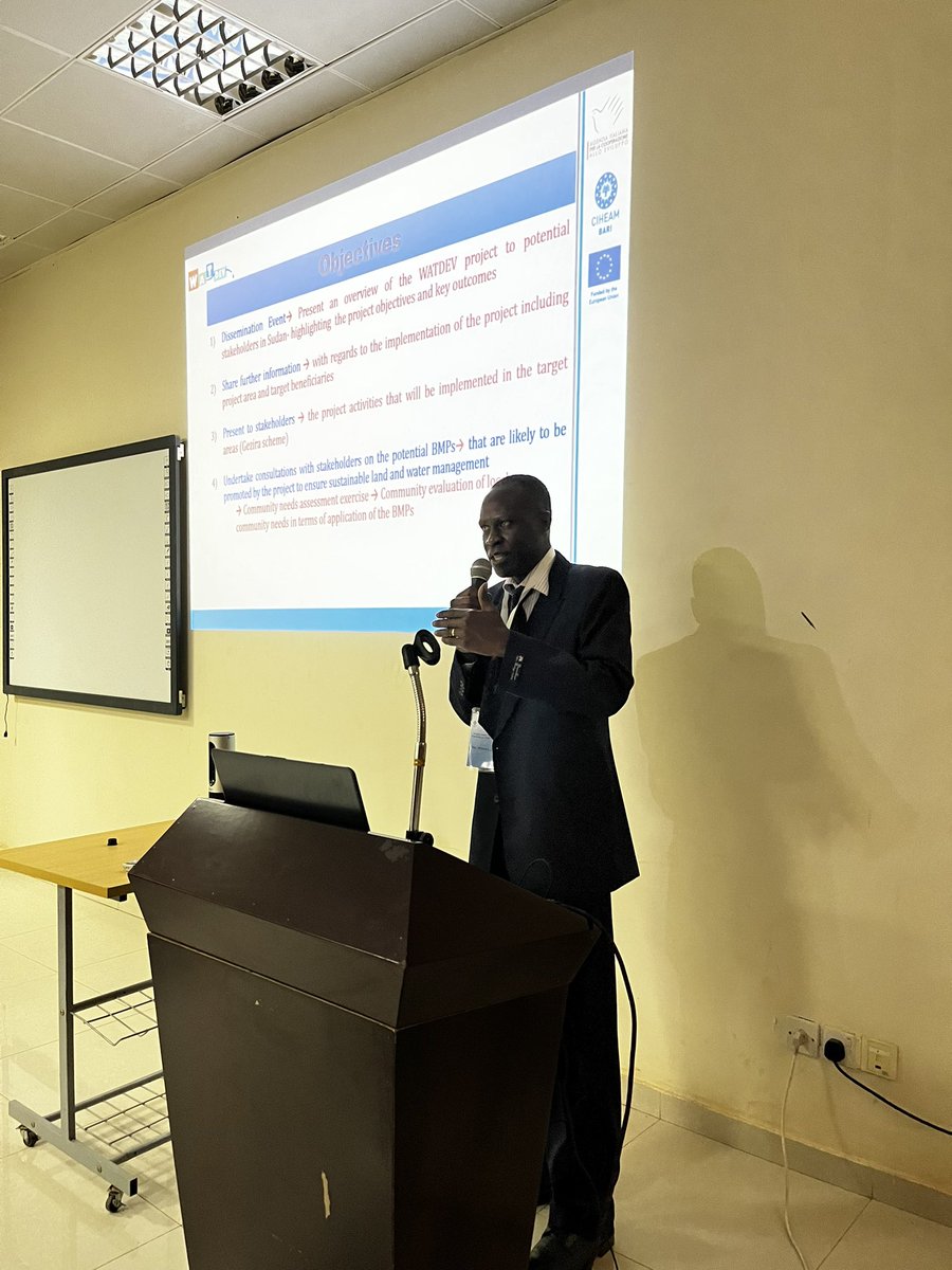 WaterResearchC1's tweet photo. Dr. Gaetano Ladisa giving a few welcoming words followed by Mr. Odeke Moses who talked about the general objectives of the WatDev project.
#live https://t.co/AUGbk1csl9
