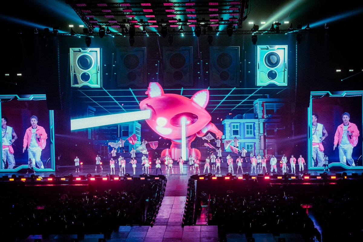 kamikaze_music's tweet photo. ยังไม่ออกจากคอนแน่นะวิ งั้นก็กลับไปนั่งดู #Kamikazeparty2022 ด้วยกันตอนนี้เล้ยย เจอกันที่โซนA (AIS PLAY) น๊าา🥳🎉
#โตมากับกามิ #AISPLAY https://t.co/8cCO9pkB4I