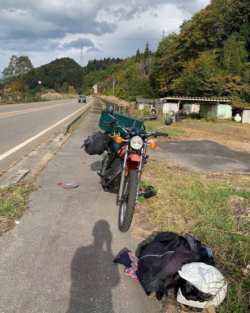 TanshaOyaji's tweet photo. 4回止まって
心折れた
レッカー頼んだら
すぐ来た
単車で初レッカー
#motorworksimamura #モーターワークスイマムラ #sr400 #sr500 #yamahasr500 #yamahasr400 #xt500 #TT500 #yamahaxt500 https://t.co/thiWLR413K https://t.co/1BJIodl0Vg