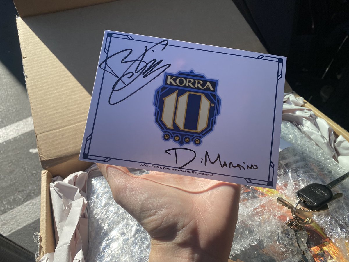 AmyJamiC's tweet photo. Look what I got! #avatar #korra #10yearsofkorra https://t.co/BQ6NR4K9HT