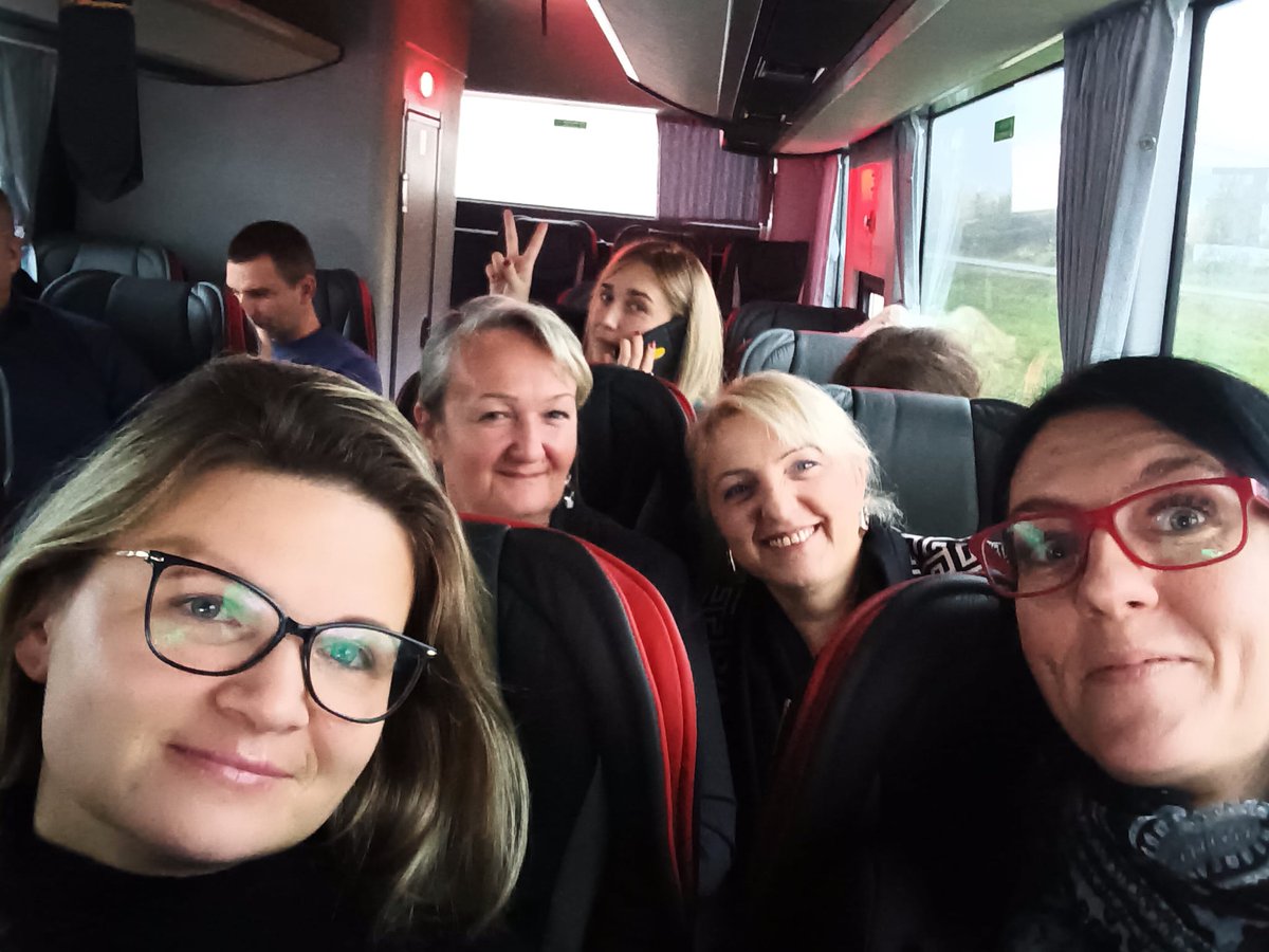 Jaskulska_M's tweet photo. Jedziemy na konwencję! @inicjatywaPL #OpiekuńczaPolska 
Jeszcze będzie przepięknie! ❤ https://t.co/VciifxUxDT