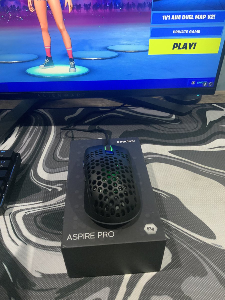 reversefps_'s tweet photo. @ZykomaTV best mouse ever https://t.co/4WcgJkPxen