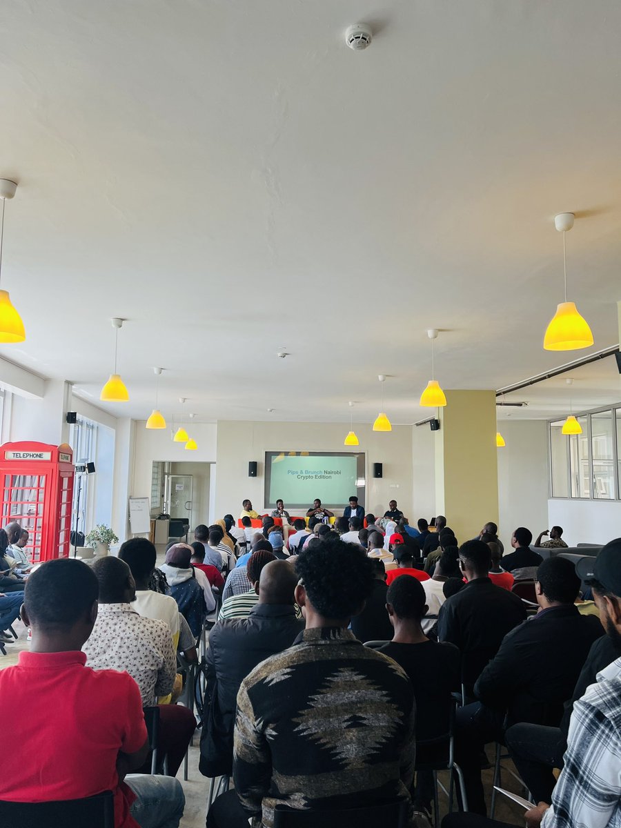 FXPesa_Official's tweet image. It’s a full house made up of crypto enthusiasts but you still have time to come over to @NairobiGarage #FXPesa