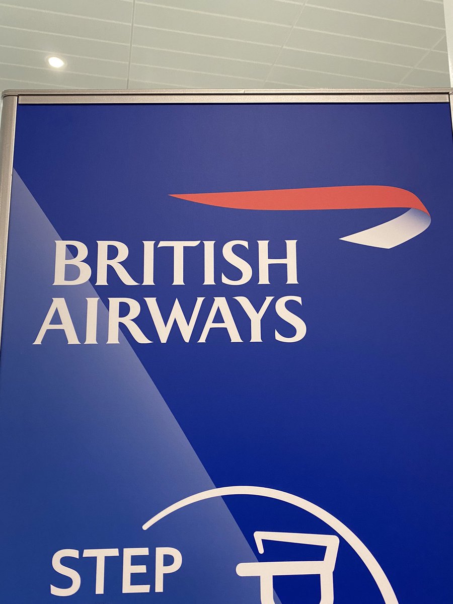 QueripelGraham's tweet image. Just checked in @Gatwick_Airport for our flight to Tenerife with @British_Airways 🛫🛫🛫🛫
