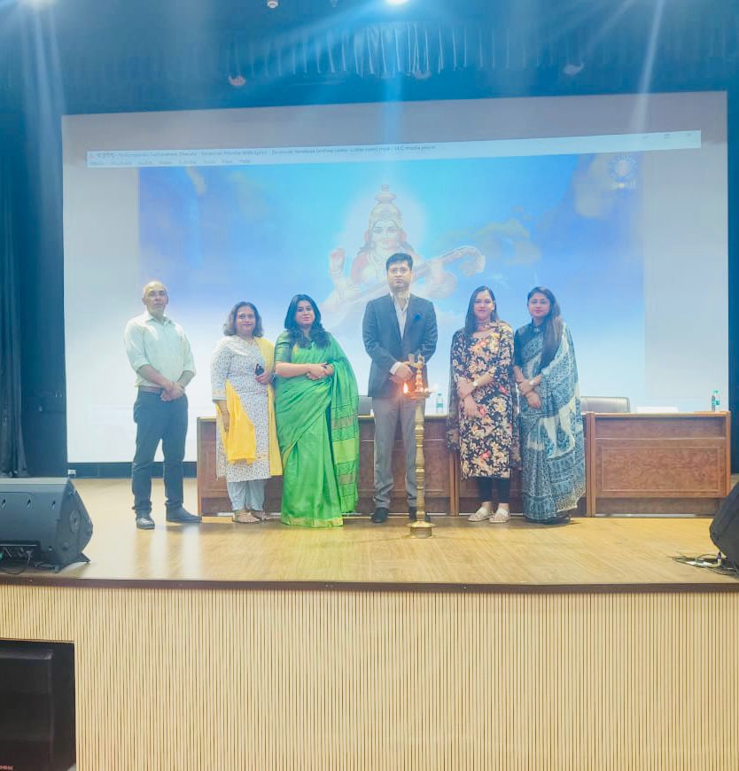 MangalmayT's tweet photo. Mangalmay Institute of Management and Technology; Greater Noida has established a Center of Excellence for Digital Marketing by signing an MOU with DigitalMantra.
#mimtworld #academics #industry #knowledge #MoU #training #digitalmarketing https://t.co/5bhwqiw6Eh
