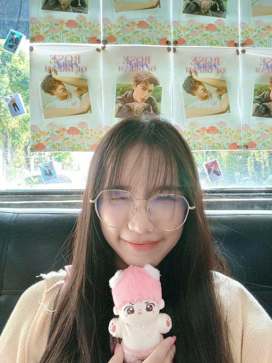 FCPatrickNo1's tweet image. คาเฟ่น่ารักมาก พาน้องไปเที่ยวด้วย

#RoseofPatrickDream
#INTO1Patrick #แพทริค 
@patrick_pppat