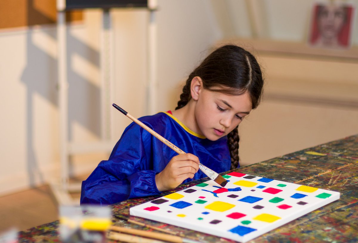 Hersftvakantie in het Mondriaanhuis. Kom je bij ons schilderen?           mondriaanhuis.nl/nl/zien-en-doe….