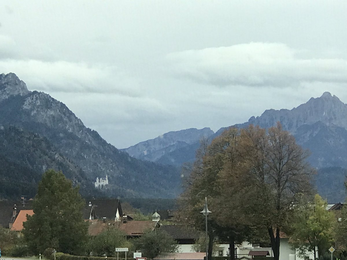 BoothamPeter's tweet photo. @BoothamMFL @BoothamSchool we’re up early and on the bus to Neuschwanstein https://t.co/9DbQZoEyNU