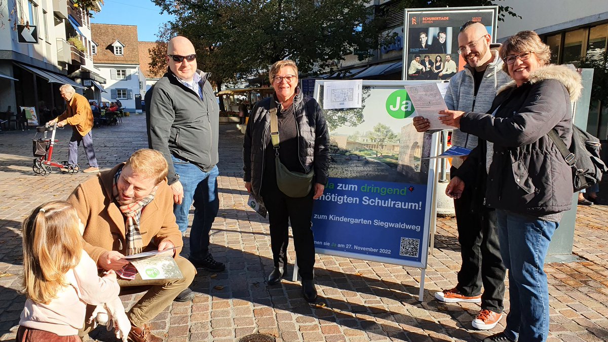 FDP Riehen-Bettingen (@fdpriehen) on Twitter photo Erste Standaktion für den neuen #Kindergarten #Siegwaldweg. Zum Glück gibt es in #Riehen so viele Kinder! Für sie brauchen wir neuen und modernen Schulraum. Daher JA zum neuen #Kindsgi.
<a href="/svpbasel/">SVP Basel-Stadt</a> <a href="/LDP_BS/">LDP Liberaldemokratische Partei Basel-Stadt</a> <a href="/FDPBasel/">FDP Basel-Stadt</a> <a href="/dieMitte_bs/">Die Mitte Basel-Stadt</a> <a href="/grunliberalebs/">Grünliberale Basel-Stadt</a> Erste Standaktion für den neuen #Kindergarten #Siegwaldweg. Zum Glück gibt es in #Riehen so viele Kinder! Für sie brauchen wir neuen und modernen Schulraum. Daher JA zum neuen #Kindsgi.
<a href="/svpbasel/">SVP Basel-Stadt</a> <a href="/LDP_BS/">LDP Liberaldemokratische Partei Basel-Stadt</a> <a href="/FDPBasel/">FDP Basel-Stadt</a> <a href="/dieMitte_bs/">Die Mitte Basel-Stadt</a> <a href="/grunliberalebs/">Grünliberale Basel-Stadt</a>