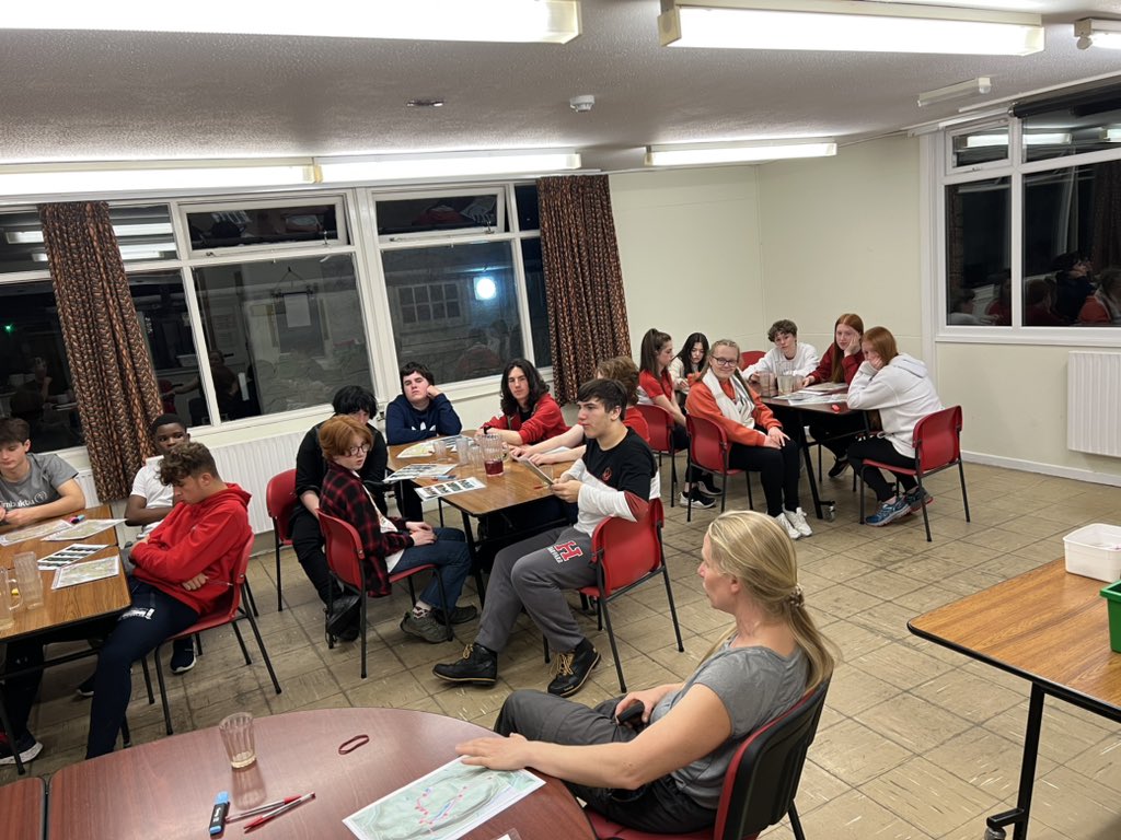 SJ_WXM_Maths's tweet photo. Planning and ready for the night walk #st_josephs #mathstrip #nantbh https://t.co/gIXF5SOmRt