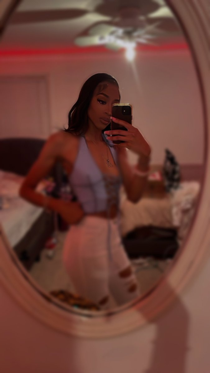 KC03__'s tweet photo. #bdayrecap 😘 #libraszn https://t.co/HcJSnV6Fu7