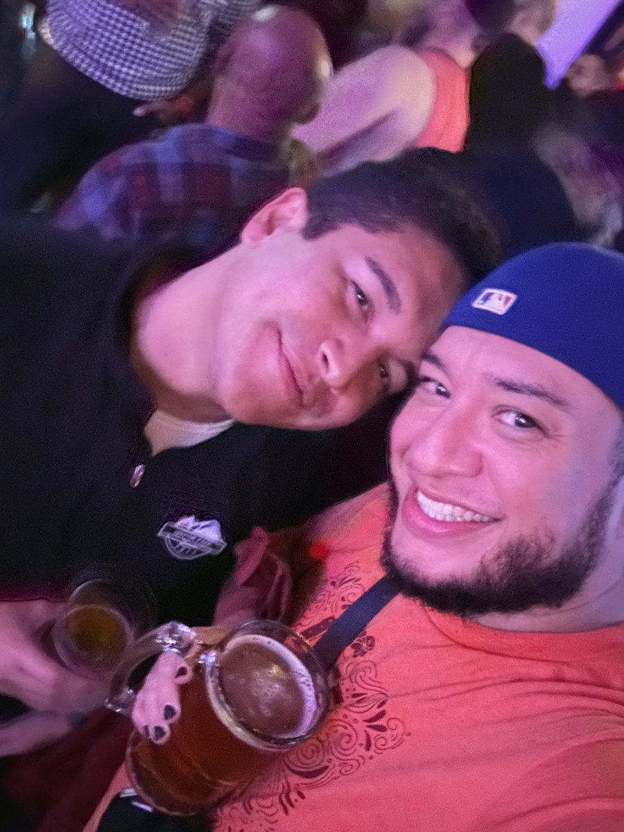 crsalgado's tweet photo. He’s back in the Chi! #sofotapped #LGTBQ #instagay #instasisters #homos https://t.co/mqqPtyxI76