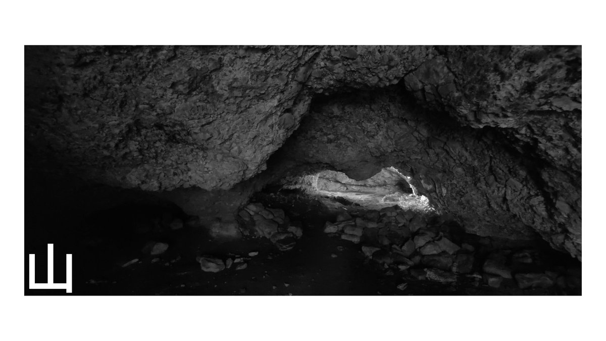 •PU459 Hall 

#PU459 #Hall #Room #Tunnel #Light #Cave #Grotta #Puglia #Underground #Speleology #Dark #Black #Stones #Subsoil #Deep #Poster #parconazionaledellaltamurgia #Nature #Italy #MurgiaAdventures #Photography  #Yama山 #山