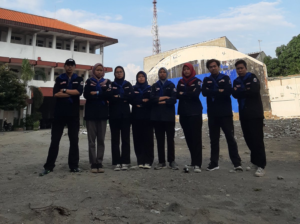 mapala_pelita's tweet photo. Selamat atas terpilihnya Ketua Umum Mapala Pelita periode 2021/2022 Zeni Zulaikah - Teratai

Dan terbentuknya kepengurusan periode 2021/2022
#latepost https://t.co/ZJXUM5mvIk