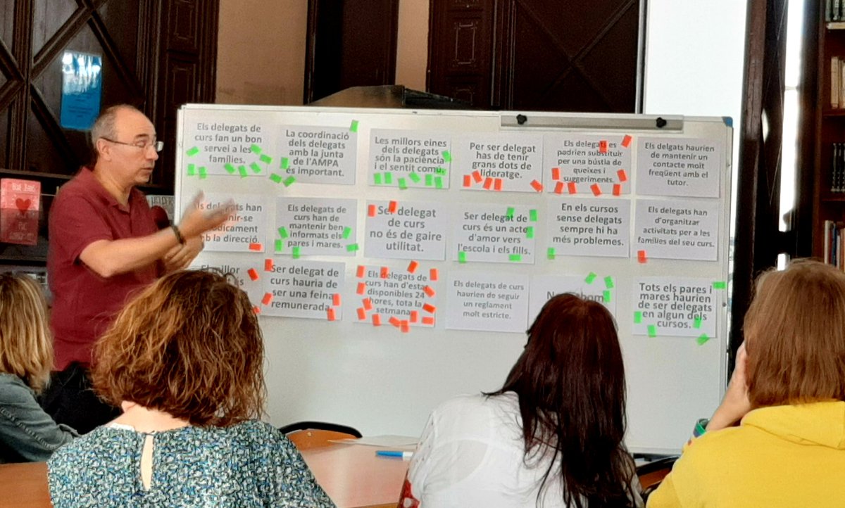 Participant a la formació de delegats i delegades de <a href="/tuetsampa/">AFA Escola Pia Sabadell</a> d'<a href="/epiasabadell/">Escola Pia Sabadell</a> , a càrrec de <a href="/juanjofdezsola/">Juanjo Fernández | DIBUPA</a> . Molt interessant i engrescadora!
Gràcies delegats i delegades per fer d'altaveu entre les famílies i l'escola. #totssomafa #participació #crearvincles