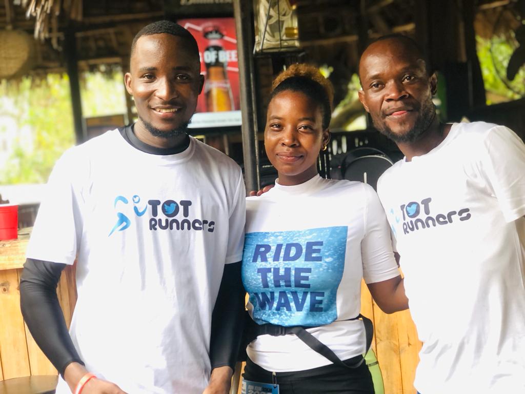 TOTRunners's tweet photo. Watu wa kazi kutoka #TOTRunners. Kwetu sisi leo ni Family Day.  #TOTRunnersFunRun https://t.co/YJNReVYWee