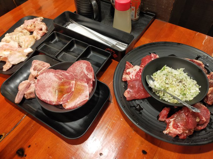 おにくにくにく 